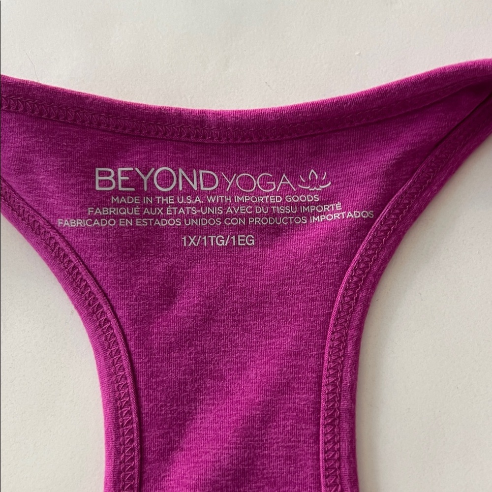 Beyond Yoga Racerback Sports Bra in Magenta Heather Size 1X Rare - Picture 4 of 4